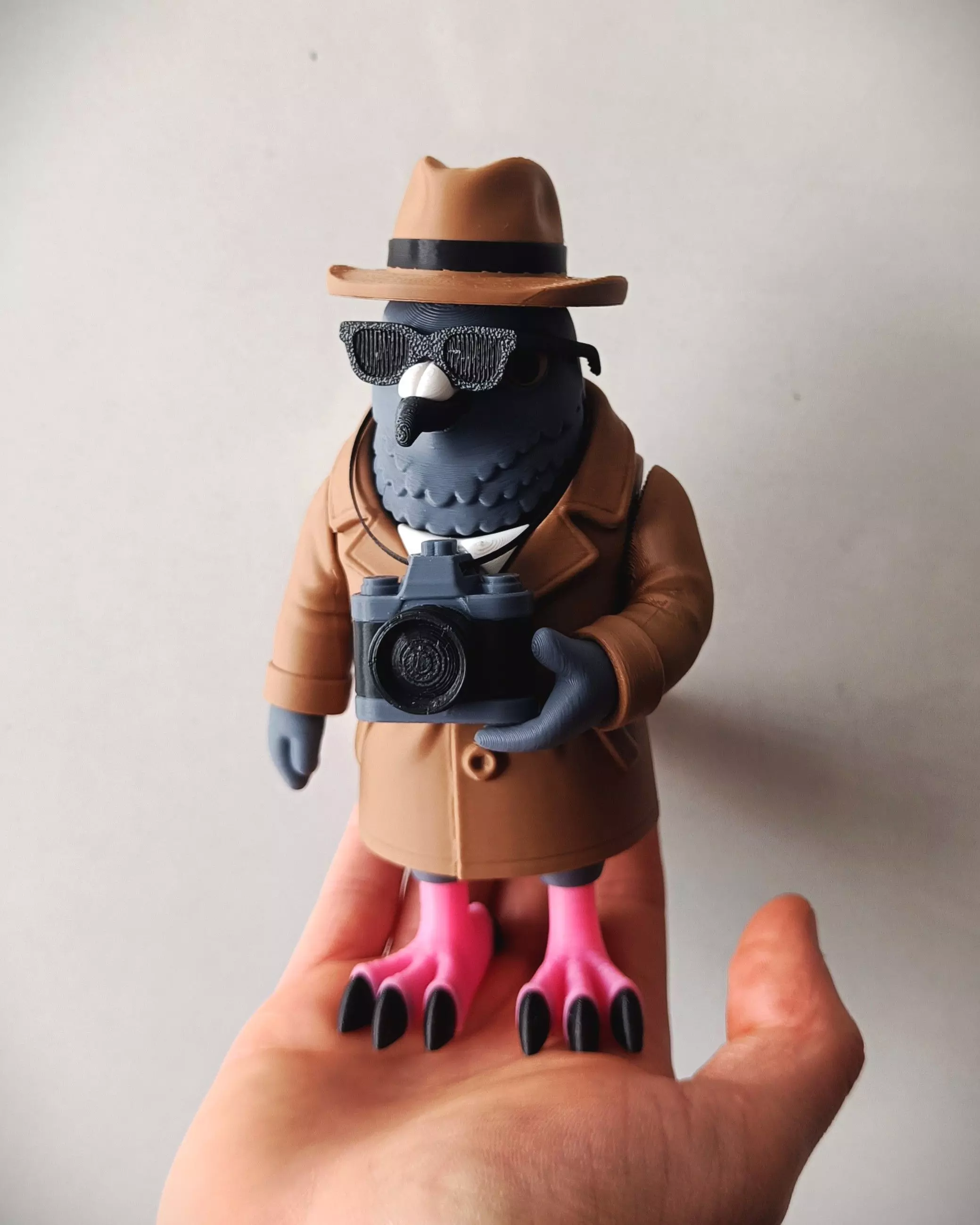 Spioniro Golubiro - Figura Articulada-1