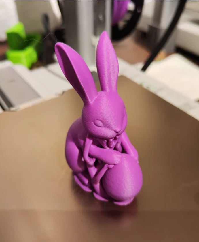  Figura de conejito con huevo-2