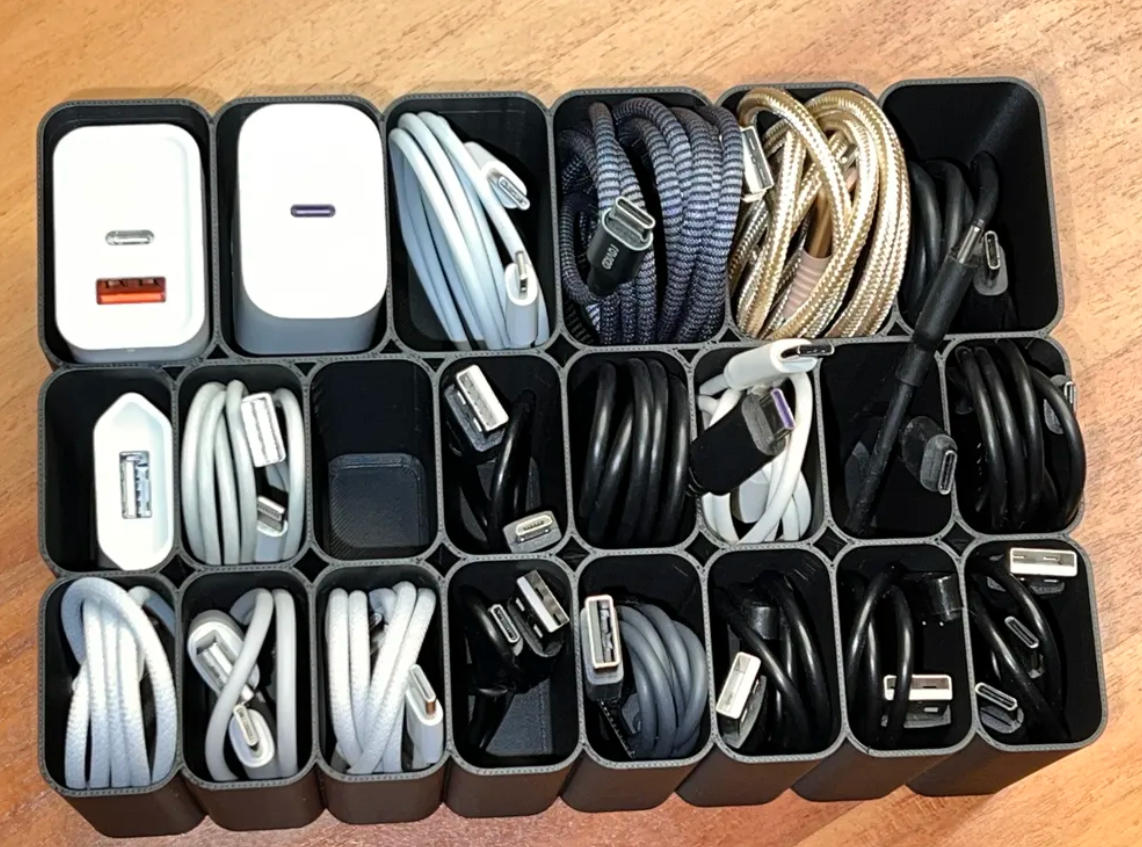 Organizador de escritorio para cables USB-2