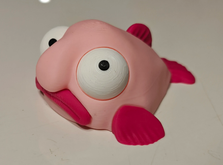 Figura Decorativa Prints Patro- Pez Gota Ojos Saltones-2