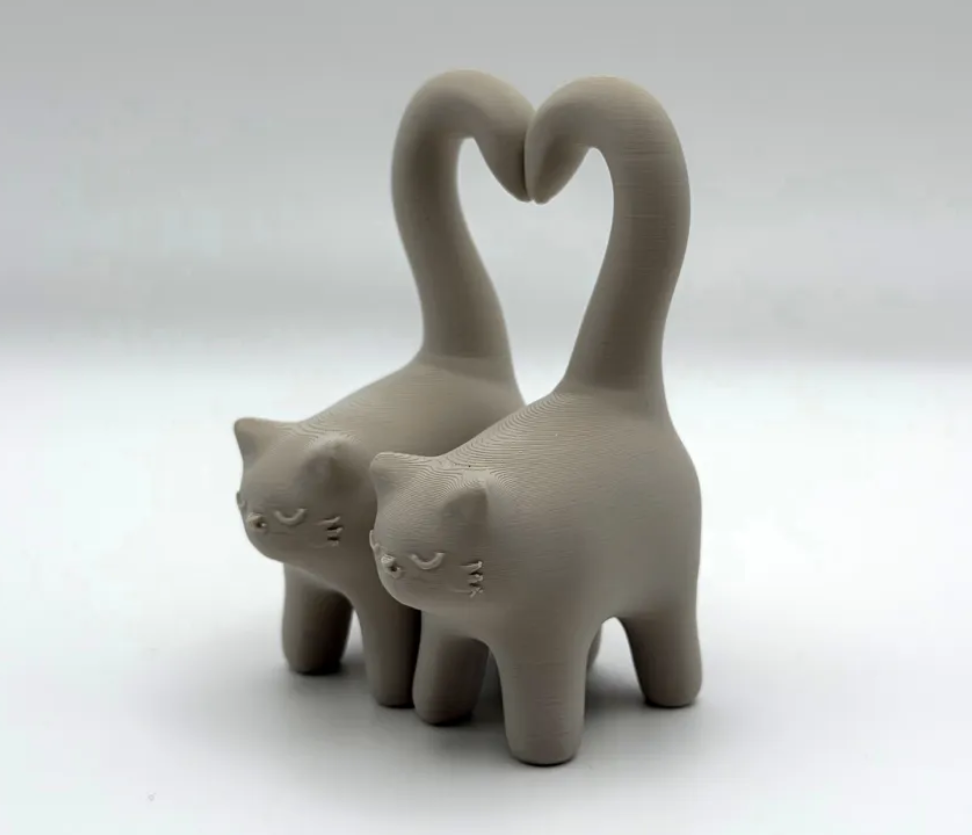 Figura decorativa - Gatitos con cola corazón-3