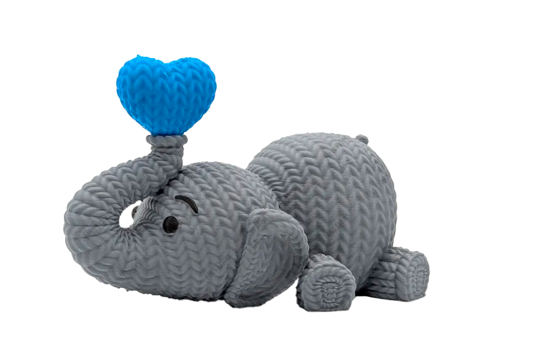 Elefante de punto soplando un corazón - San Valentín -2