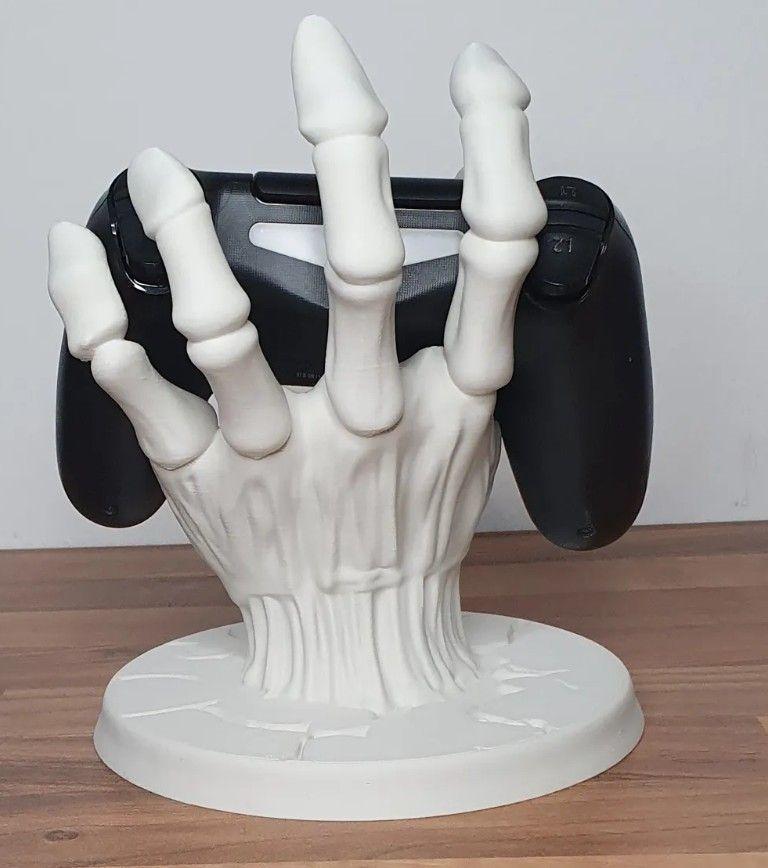 Soporte mando PS5 Ghoul hand-3