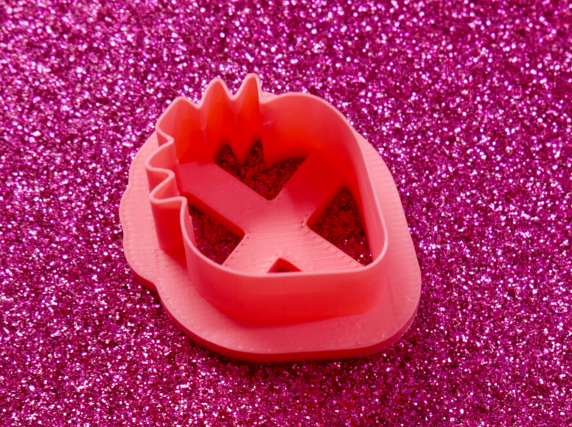 Cortador de galleta con Contorno de Fresa-1
