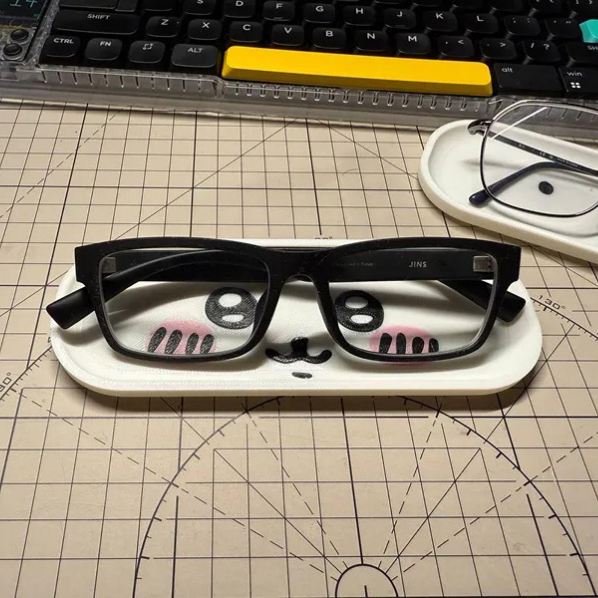 Bandeja/soporte Para Gafas Chiikawa - Organizador-1