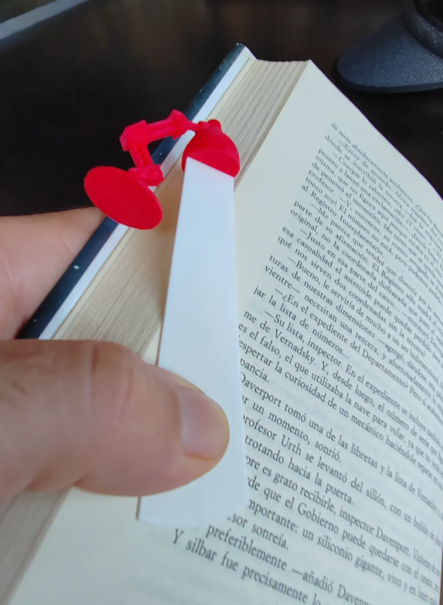  Marca página - Lámpara de escritorio-2