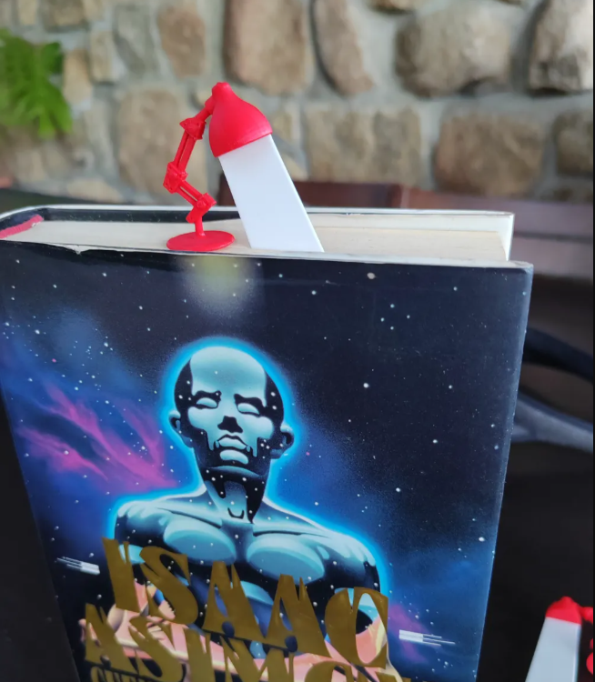  Marca página - Lámpara de escritorio-3