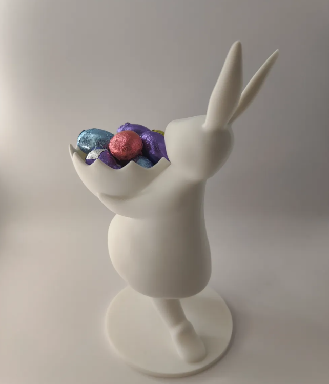 Figura conejo de pascua con tazón para huevos-3