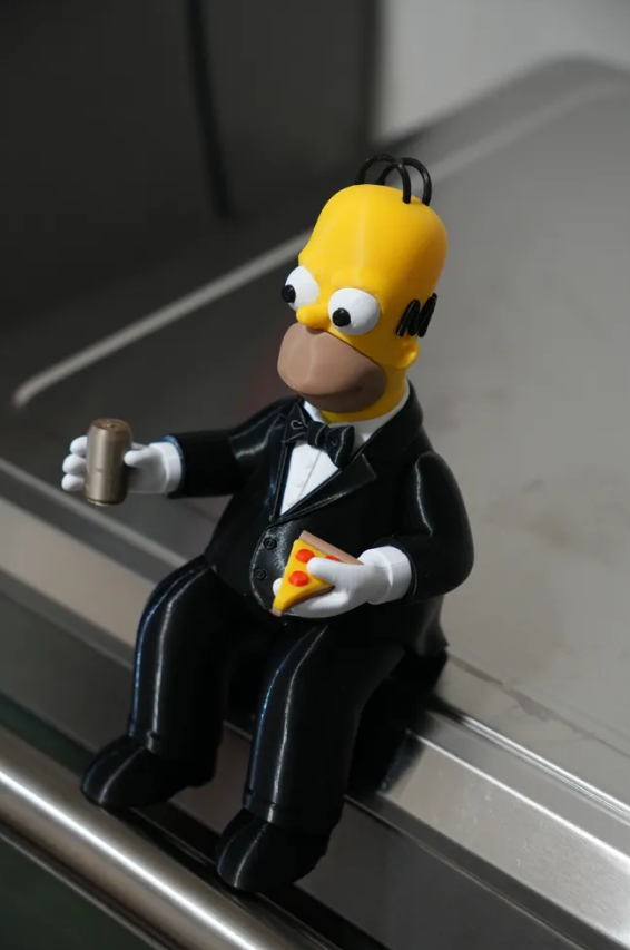 Figura decorativa Homero con pizza y cerveza-1