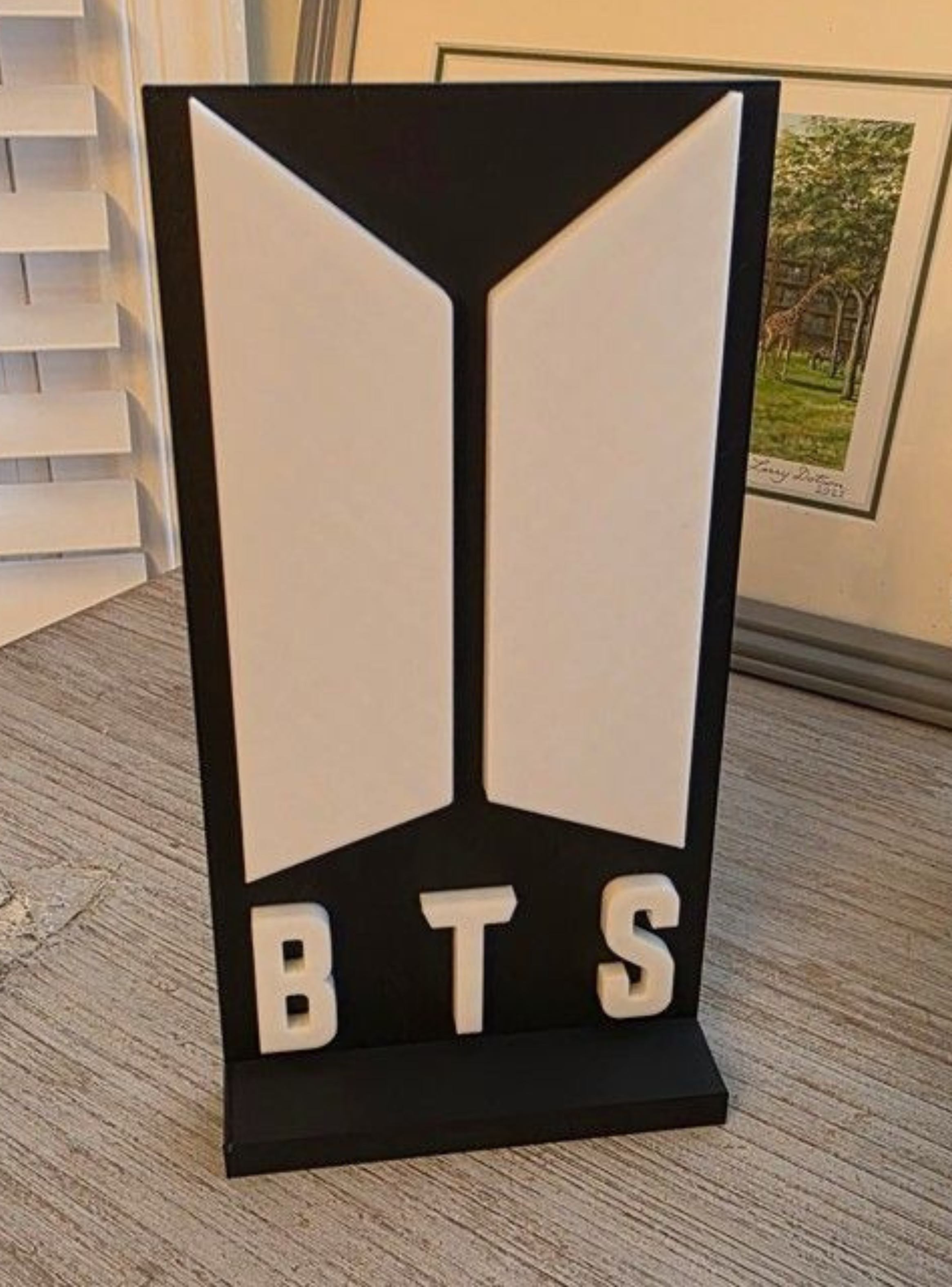 Logo Bts - Figura -1