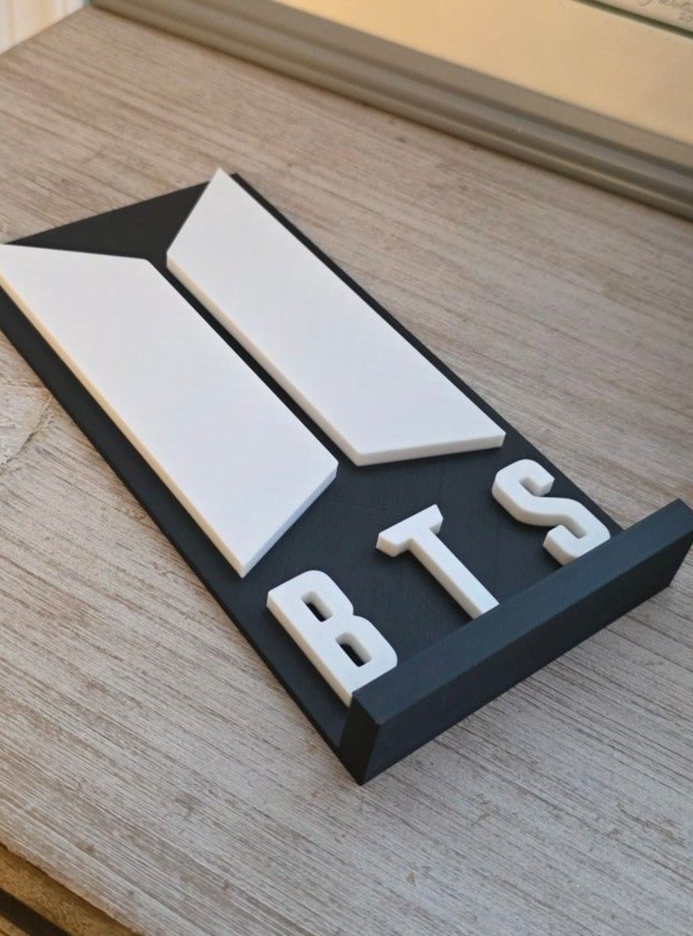 Logo Bts - Figura -3
