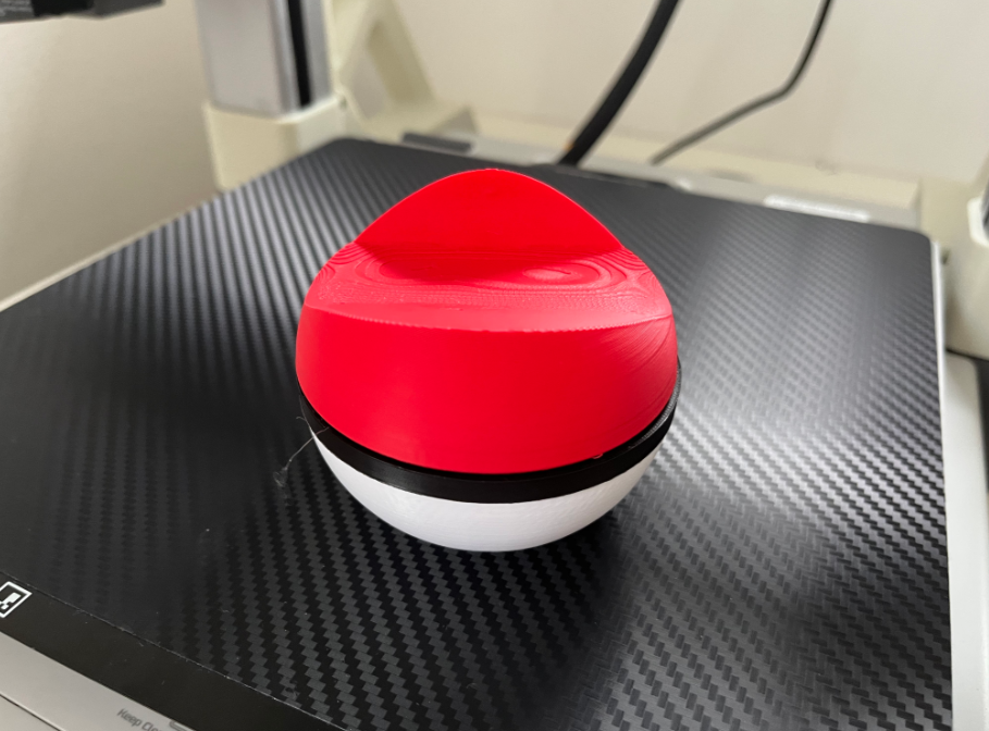 Soporte para mando PS5 forma de Pokebola-2