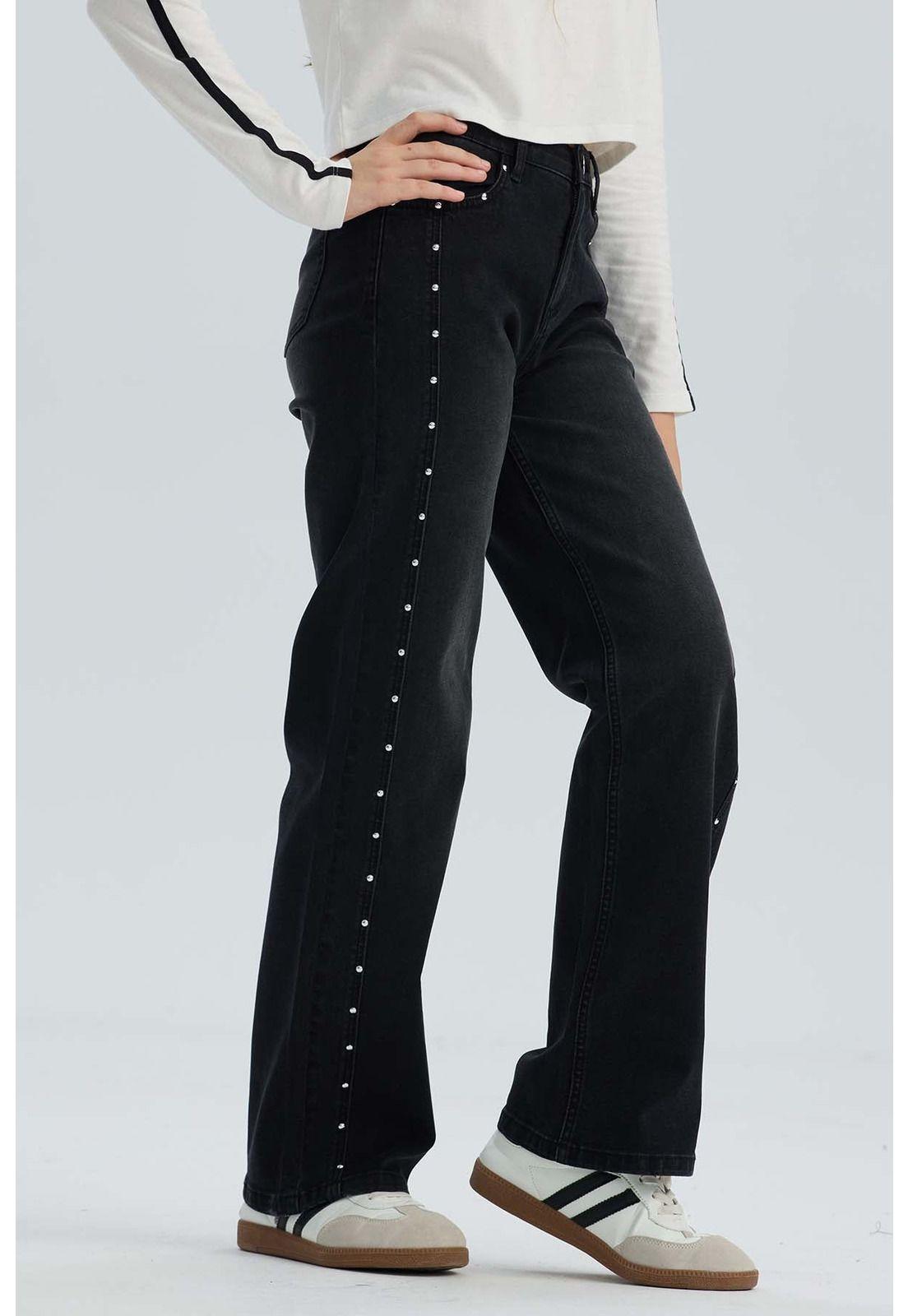 Jeans Niña Calce Recto Con Tachas Negro-1