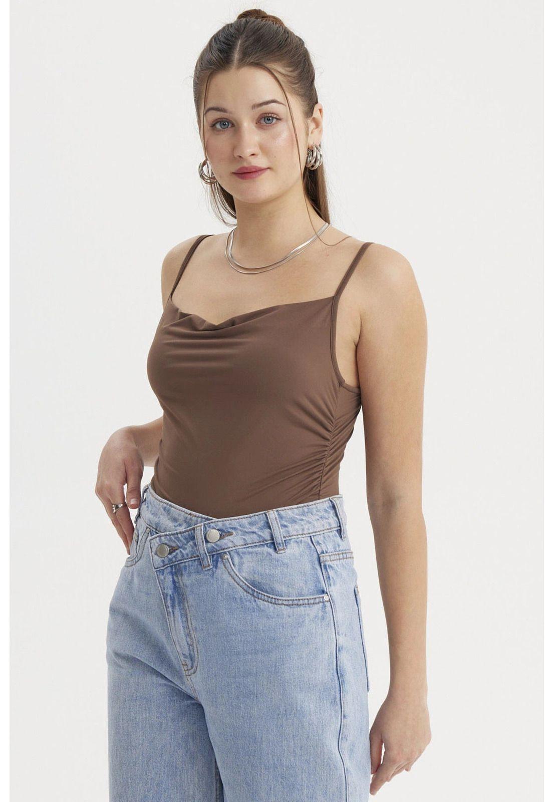 Peto Mujer Escote Drapeado Café-1