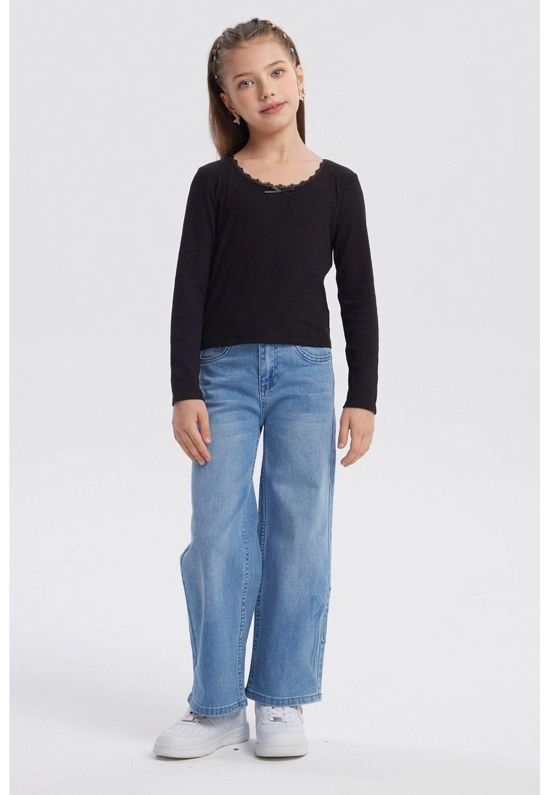 Polera Niña Cuello Encaje Negro-3