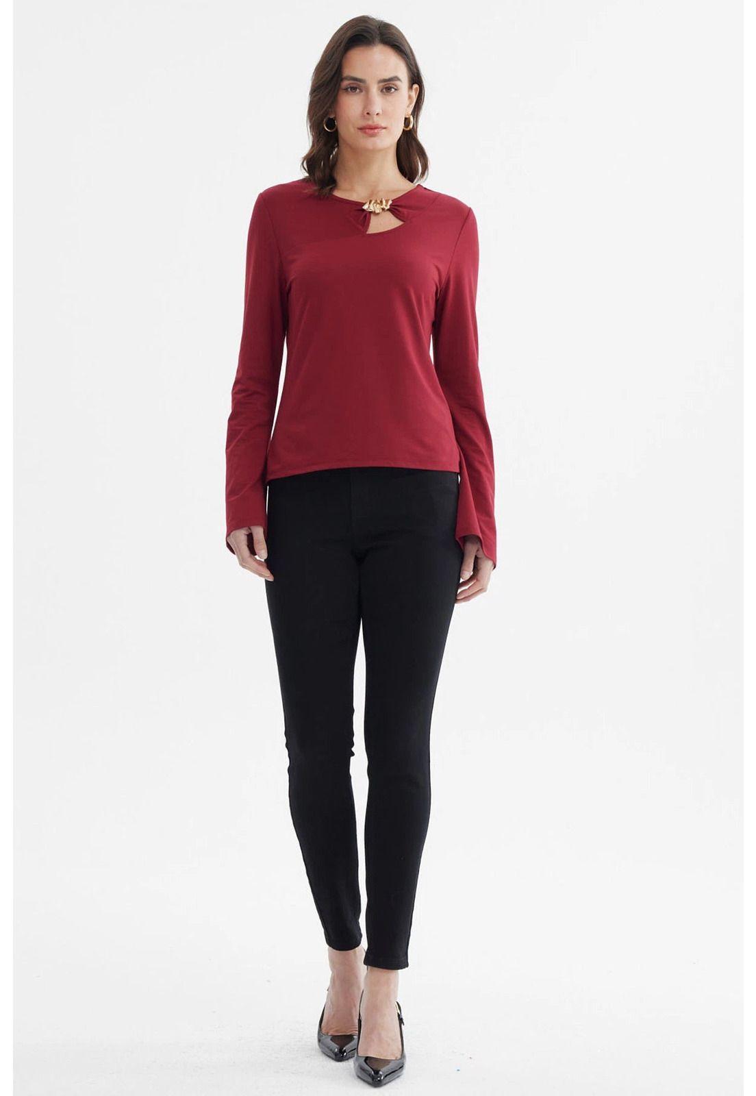 Polera Mujer Aplicación Metalica En Pecho Rojo-3