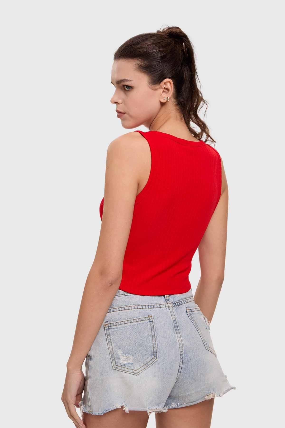 Polera Mujer Bordado Rojo-2