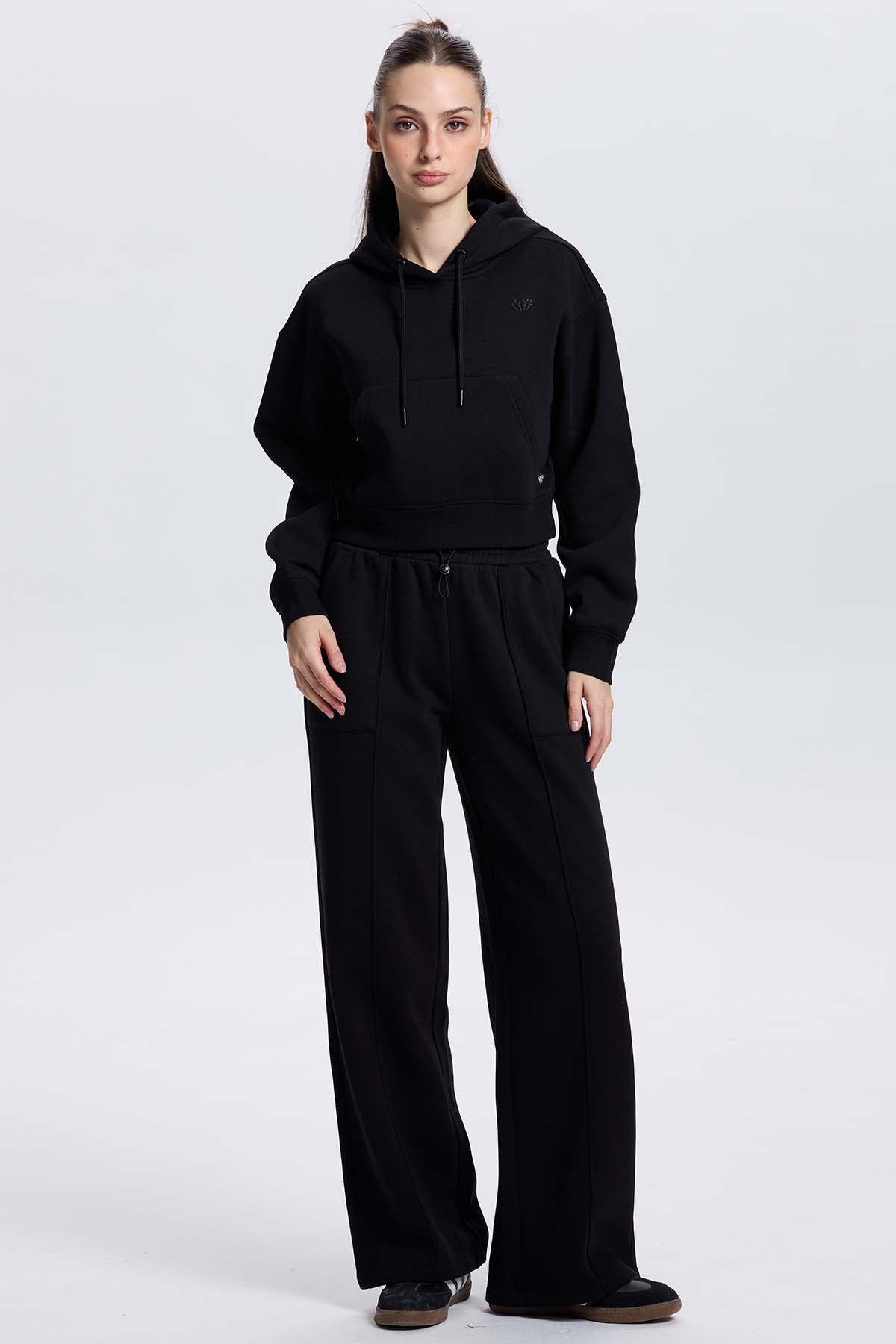 Polerón Mujer Crop Negro-3