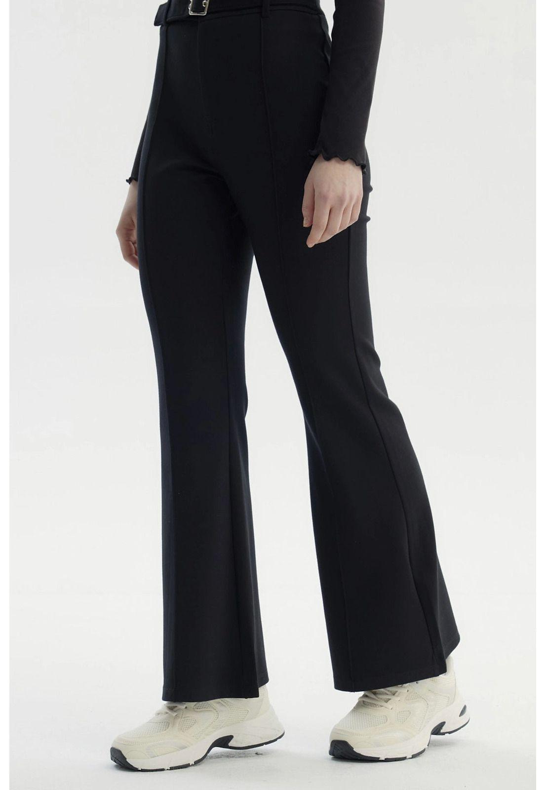 Pantalón Mujer Flare Cinturón Negro-1