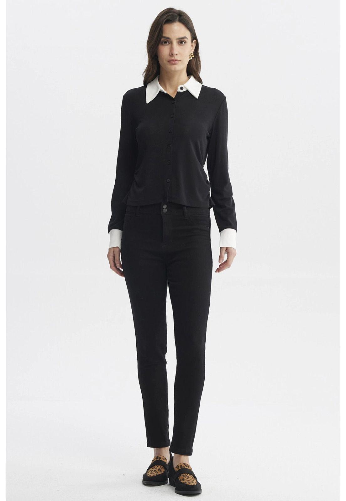 Polera Mujer Slim Cuello Camisero Negro-3