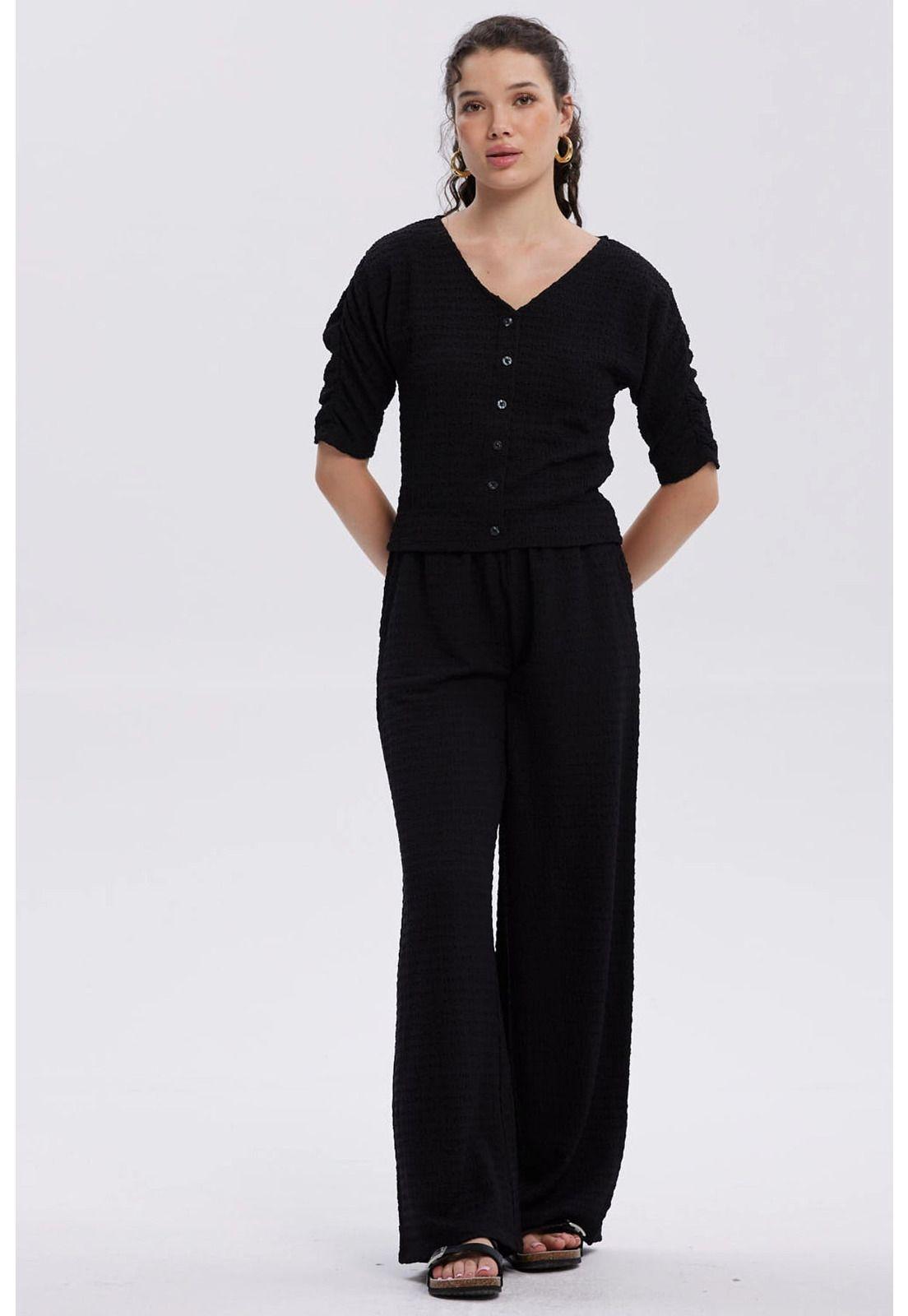 Polera Mujer Abotonada Con Textura Negro-3