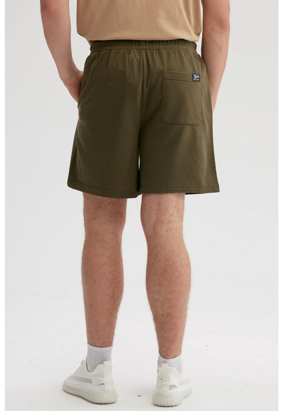 Bermuda Hombre Básico Verde Olivo-2