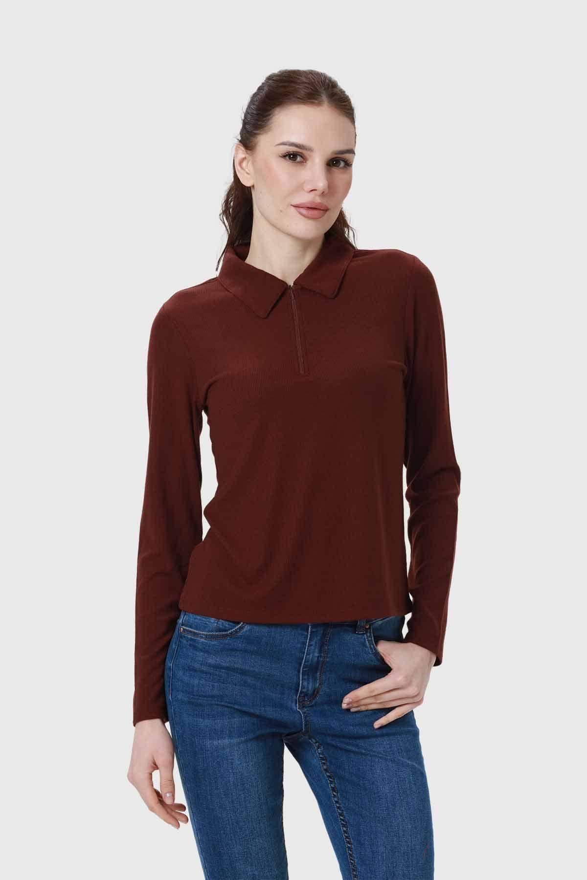 Polera Mujer Medio Cierre Estampado Café-0
