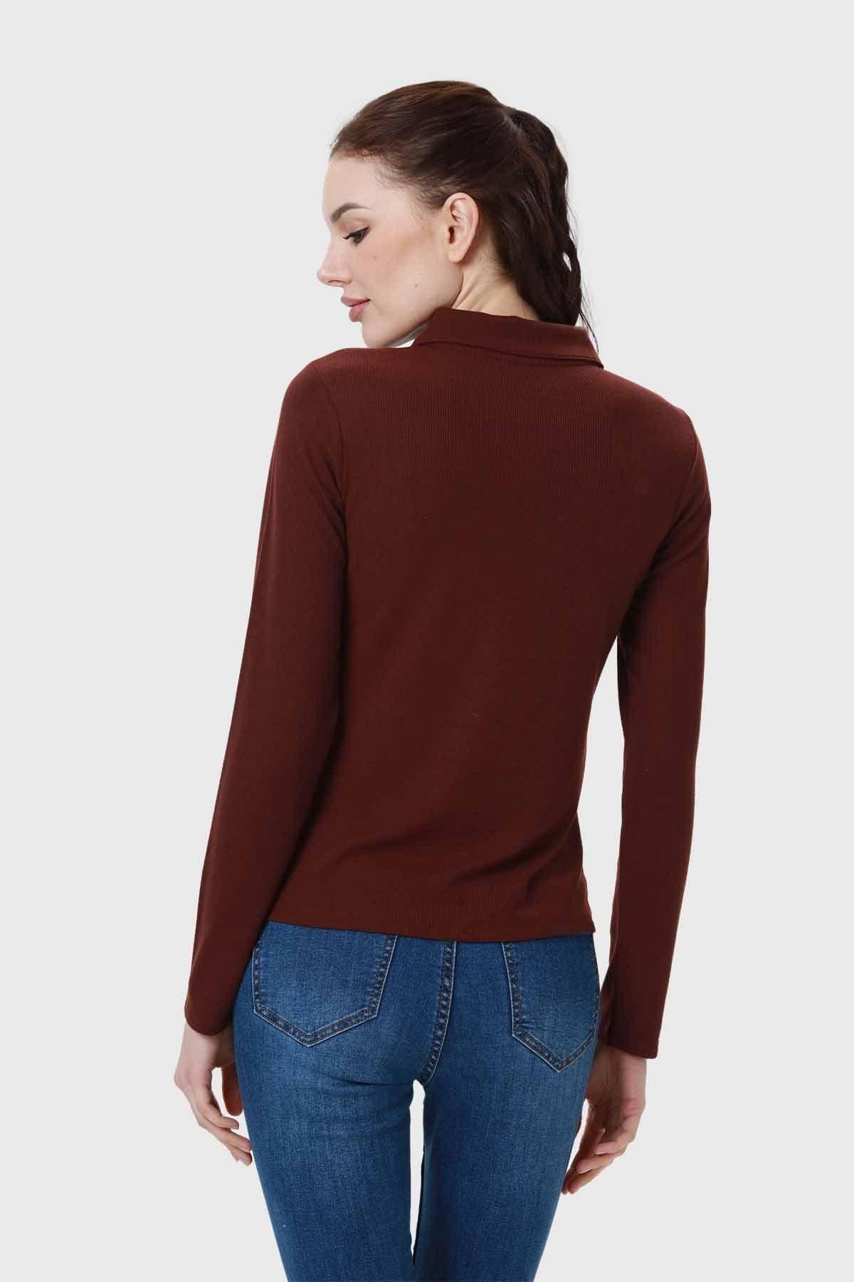 Polera Mujer Medio Cierre Estampado Café-2
