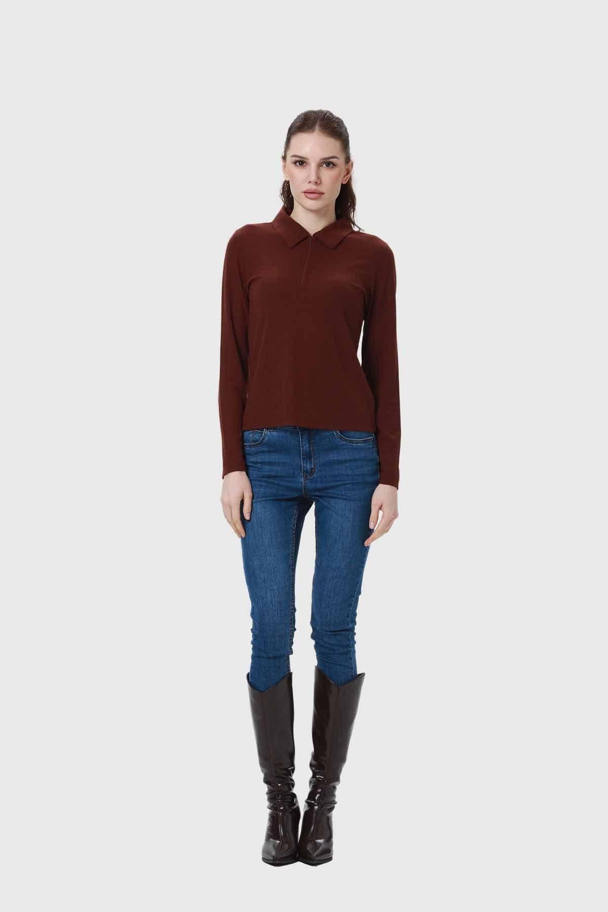 Polera Mujer Medio Cierre Estampado Café-3