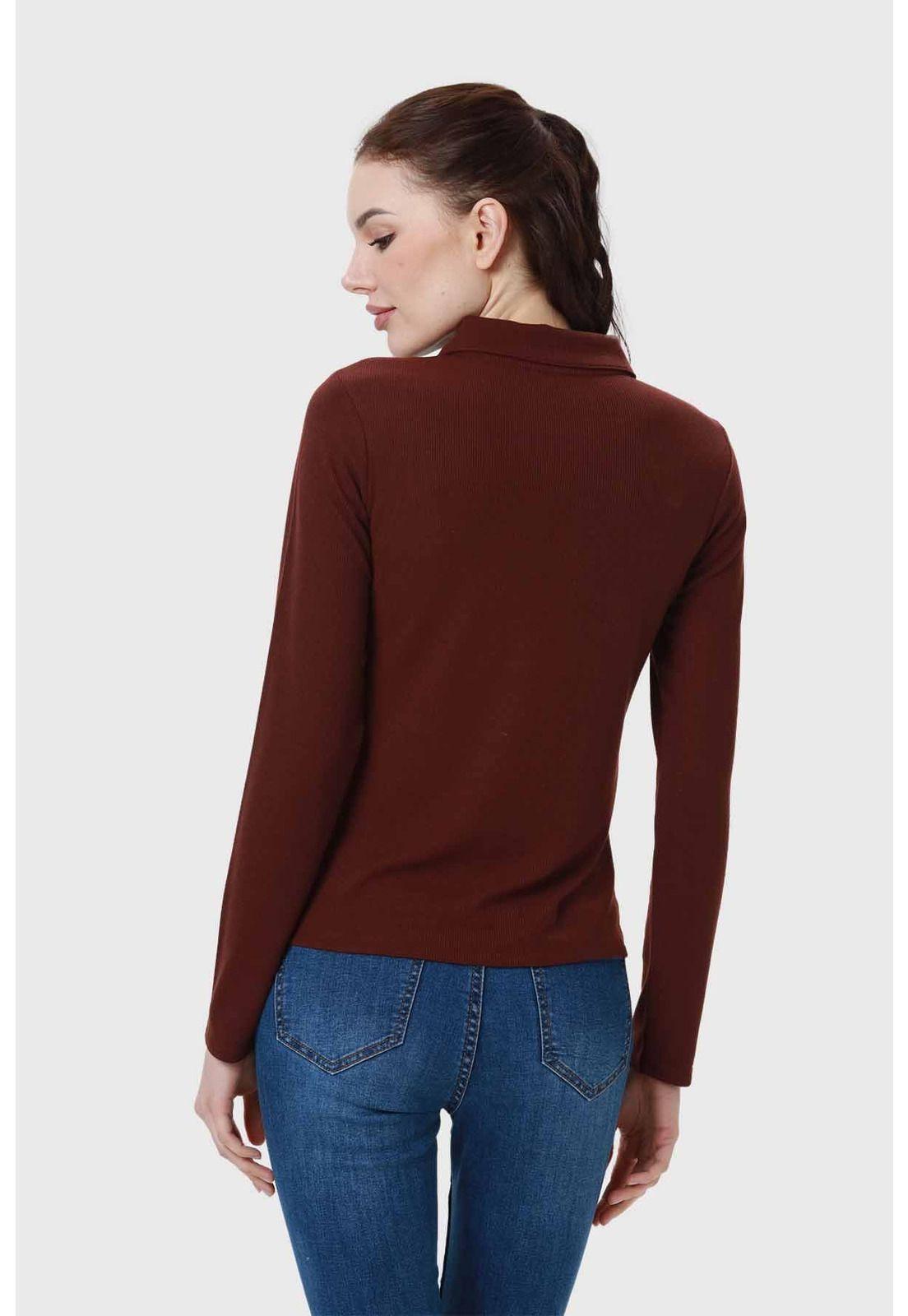 Polera Mujer Medio Cierre Estampado Café-2