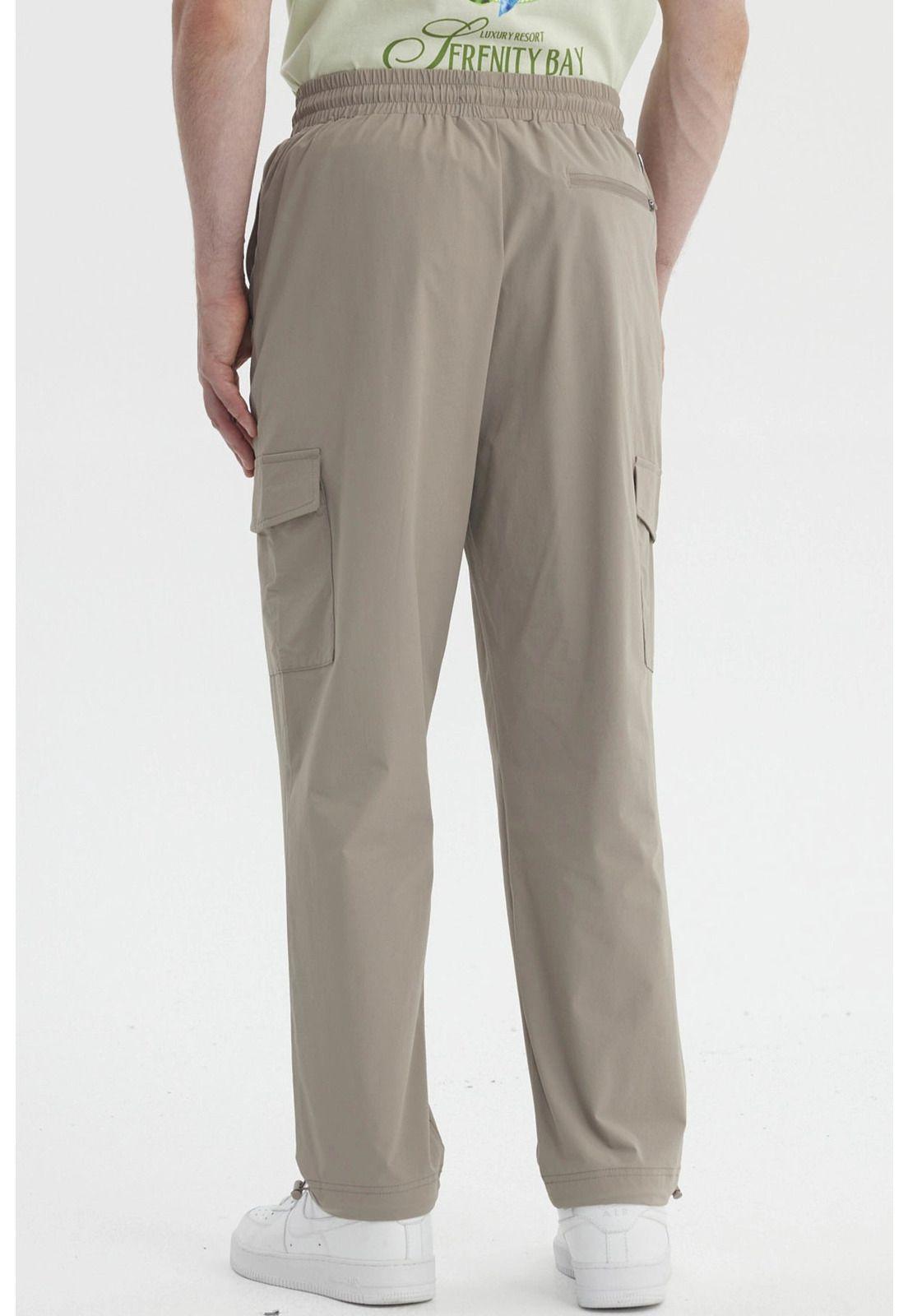 Pantalón Hombre Calce Recto Kaki-2