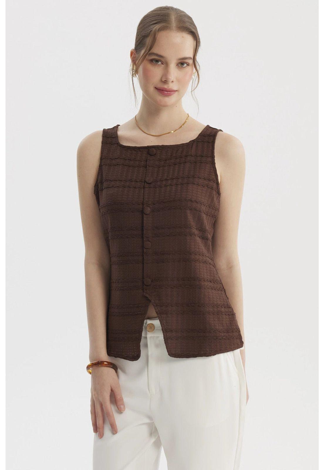 Polera Mujer Cuello Cuadrado Café-0