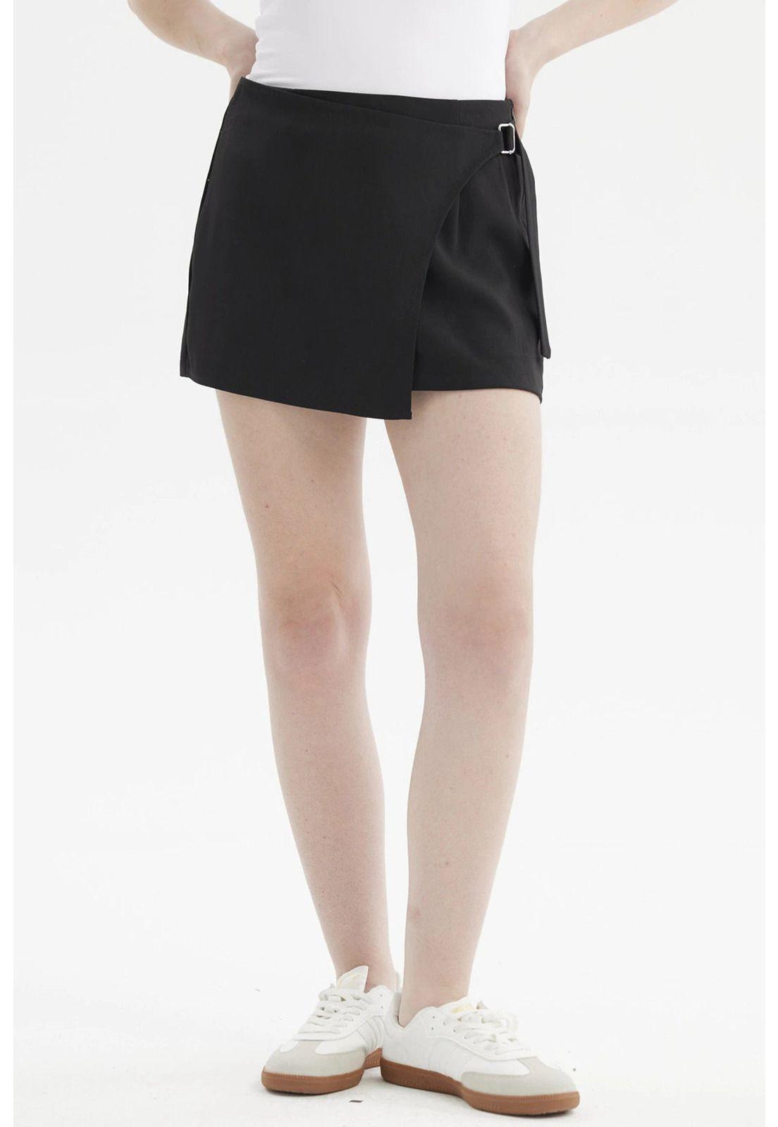 Short Mujer Falda Cruce Delantero Negro-0