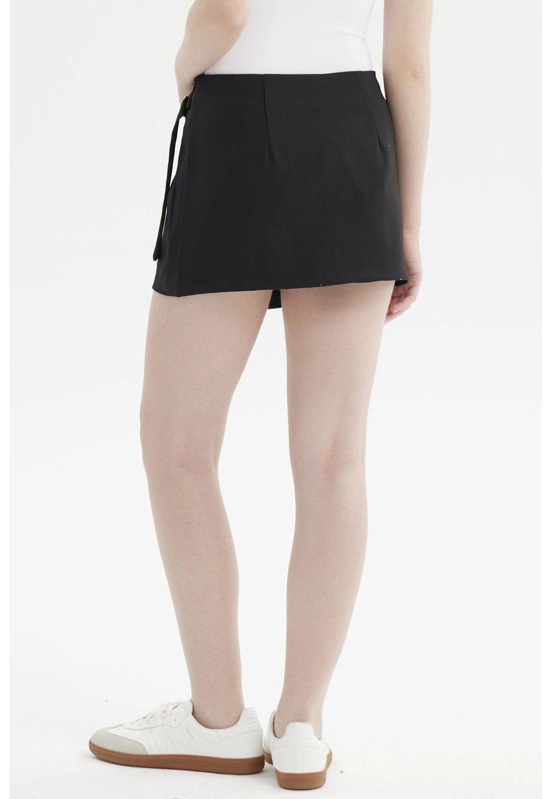 Short Mujer Falda Cruce Delantero Negro-2
