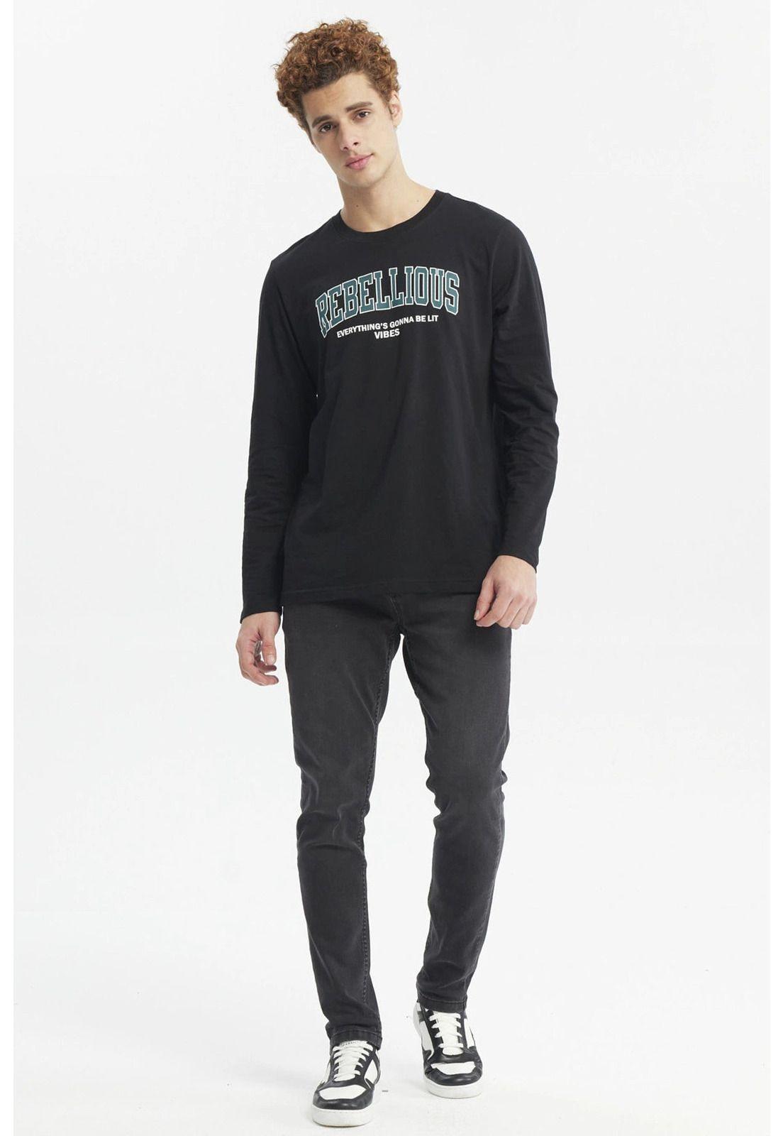 Polera Hombre Larga Con Print Negro-3