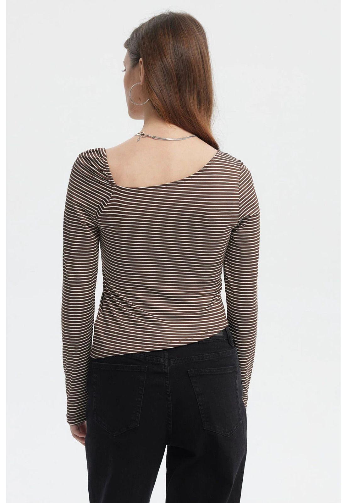 Polera Mujer Asimétrica Rayas Café Oscuro-2