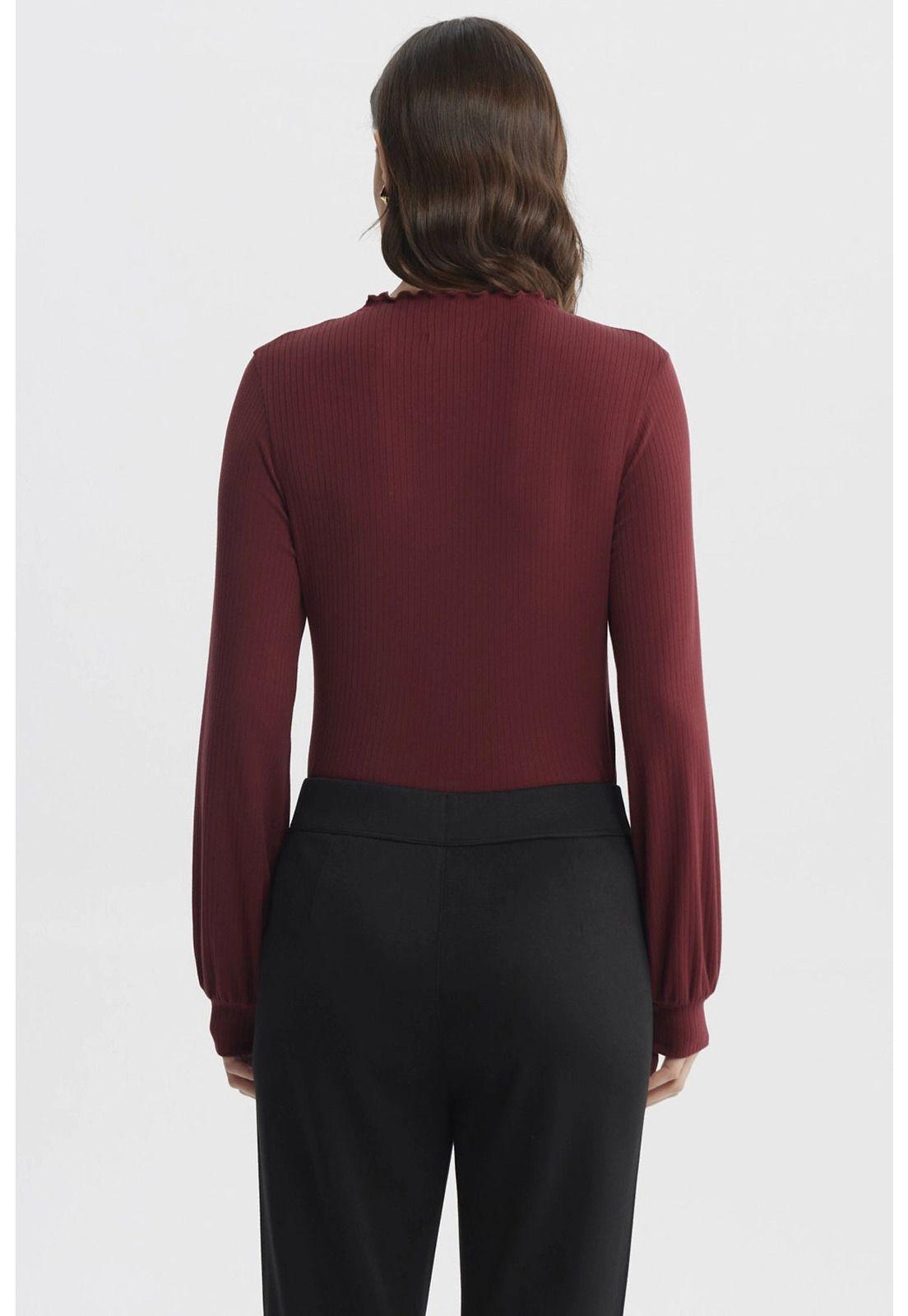 Polera Mujer Cuello Alto Burdeo-2