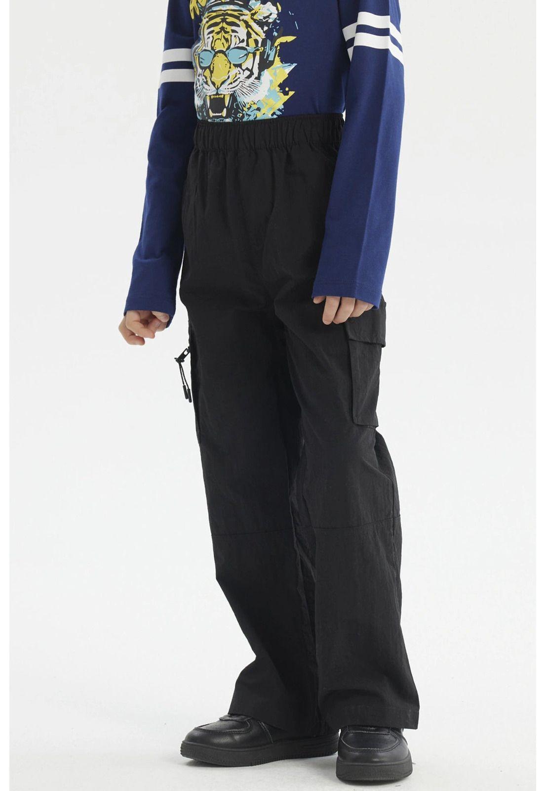 Pantalón Niño Calce Recto Taslan Negro-1