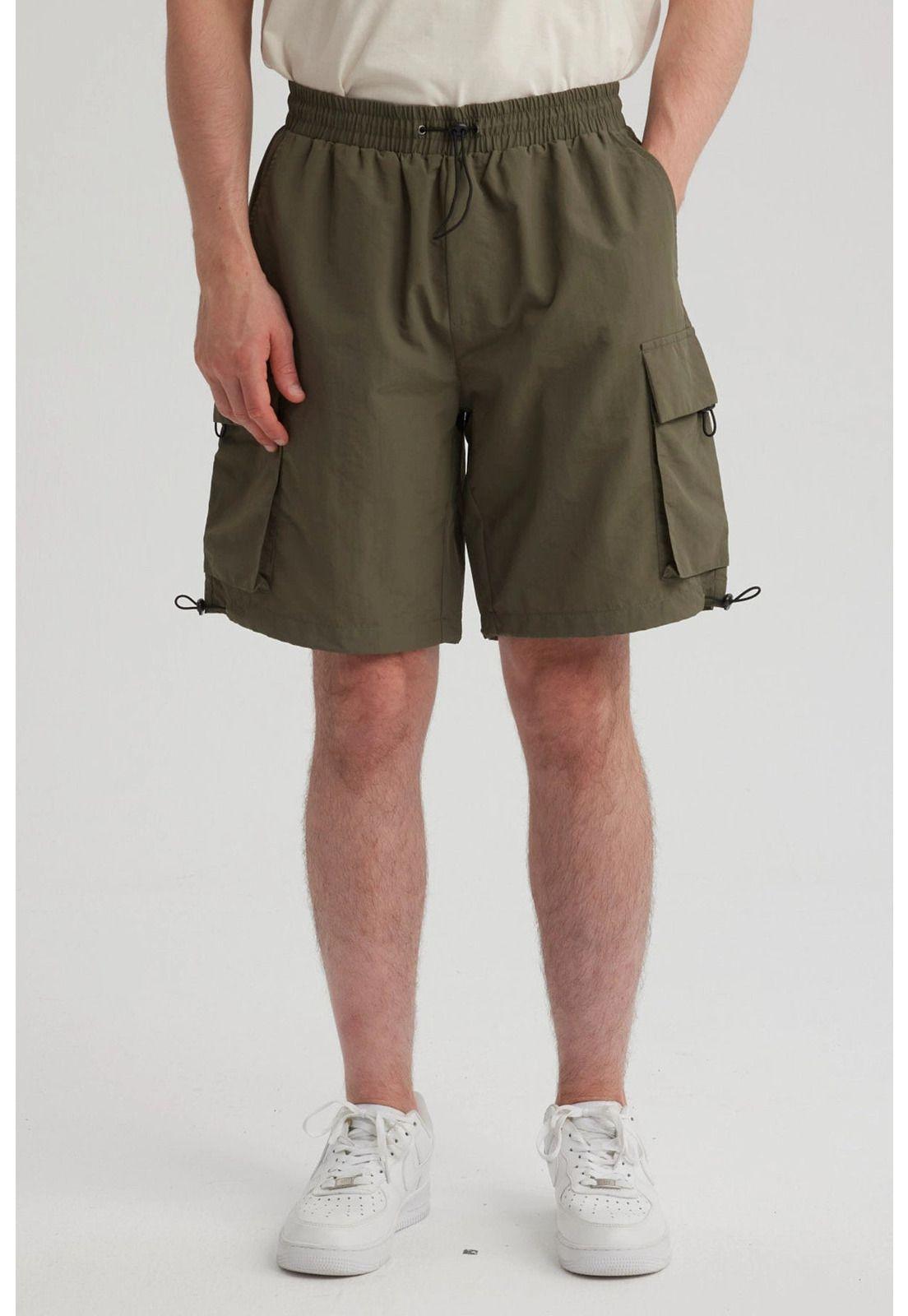 Bermuda Hombre Cargo Técnico Verde Militar-0