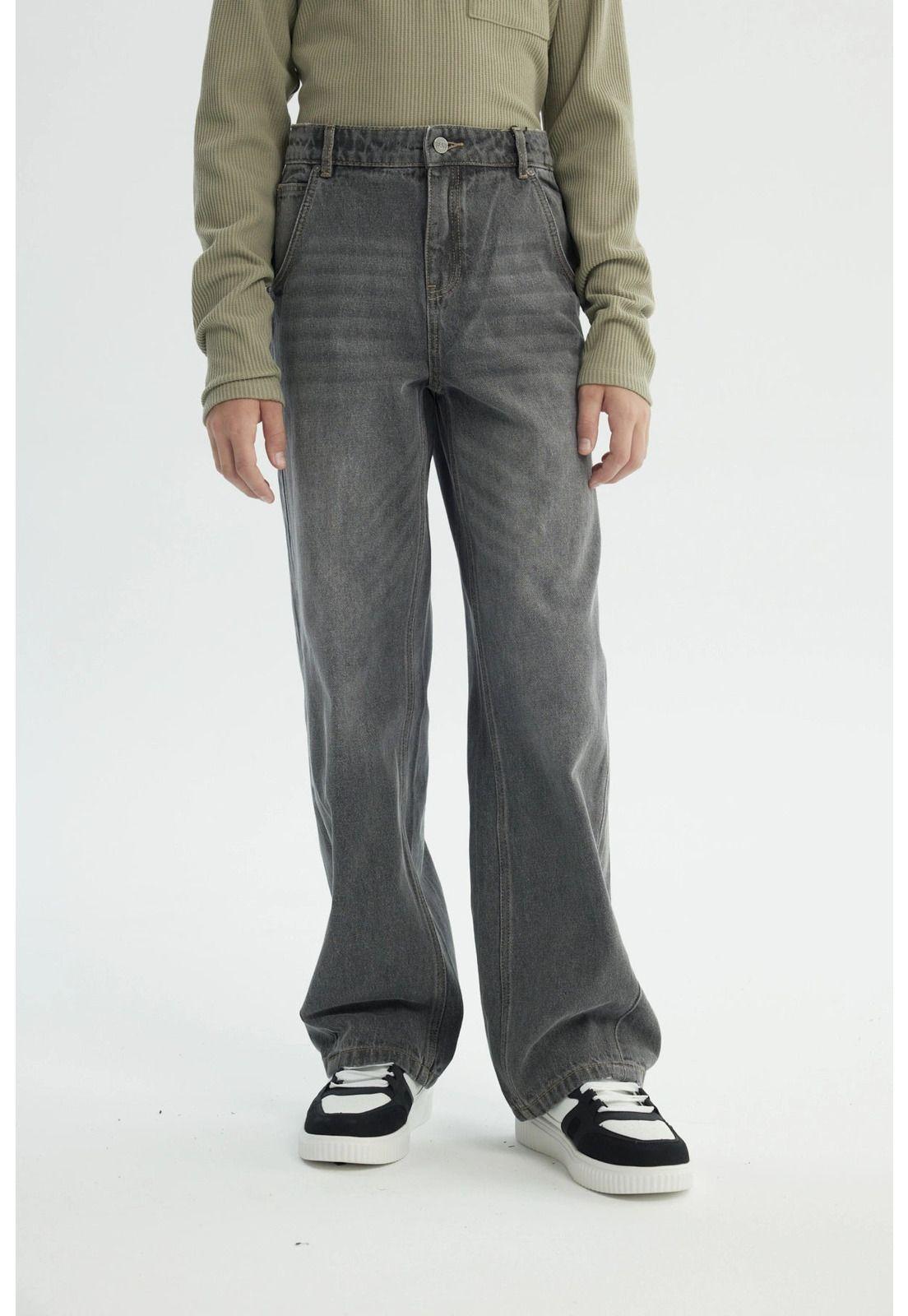 Jeans Niño Calce Recto Gris Oscuro-0