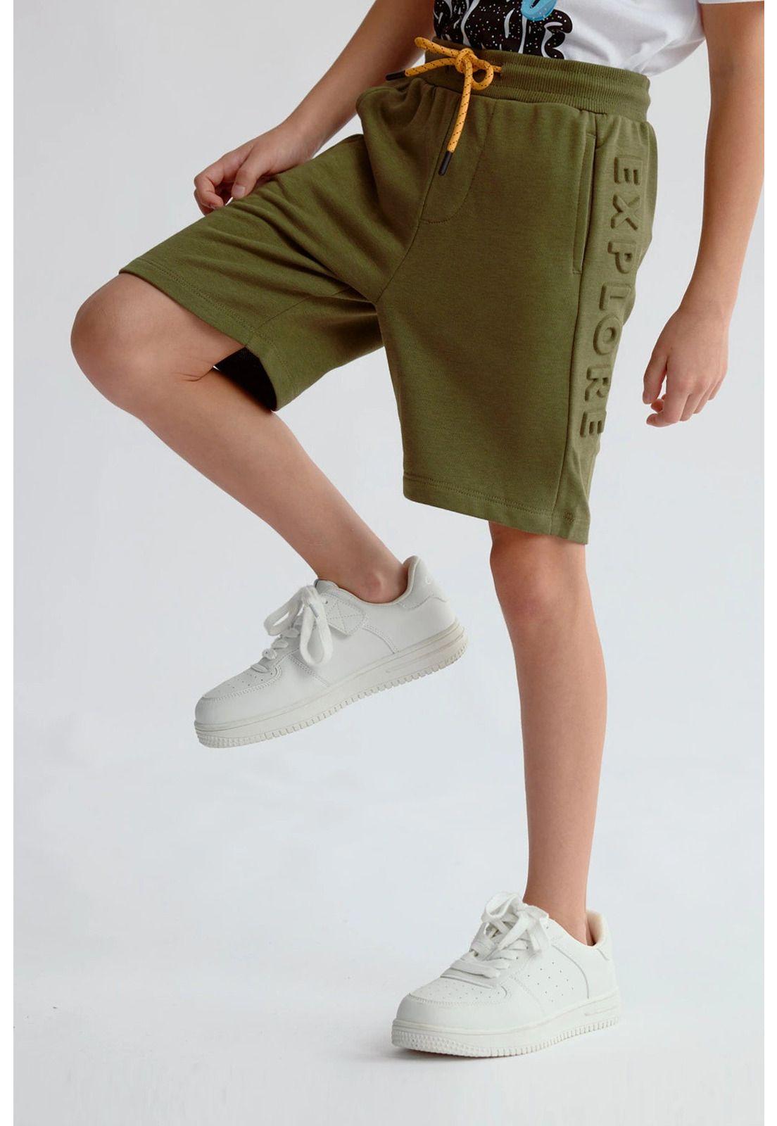 Bermuda Niño Letras Laterales Verde Militar-2