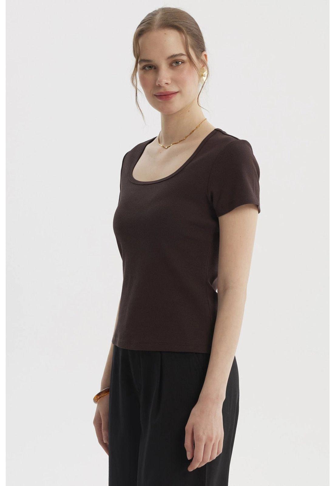 Polera Mujer Escote Cuadrado Rib Café Oscuro-1