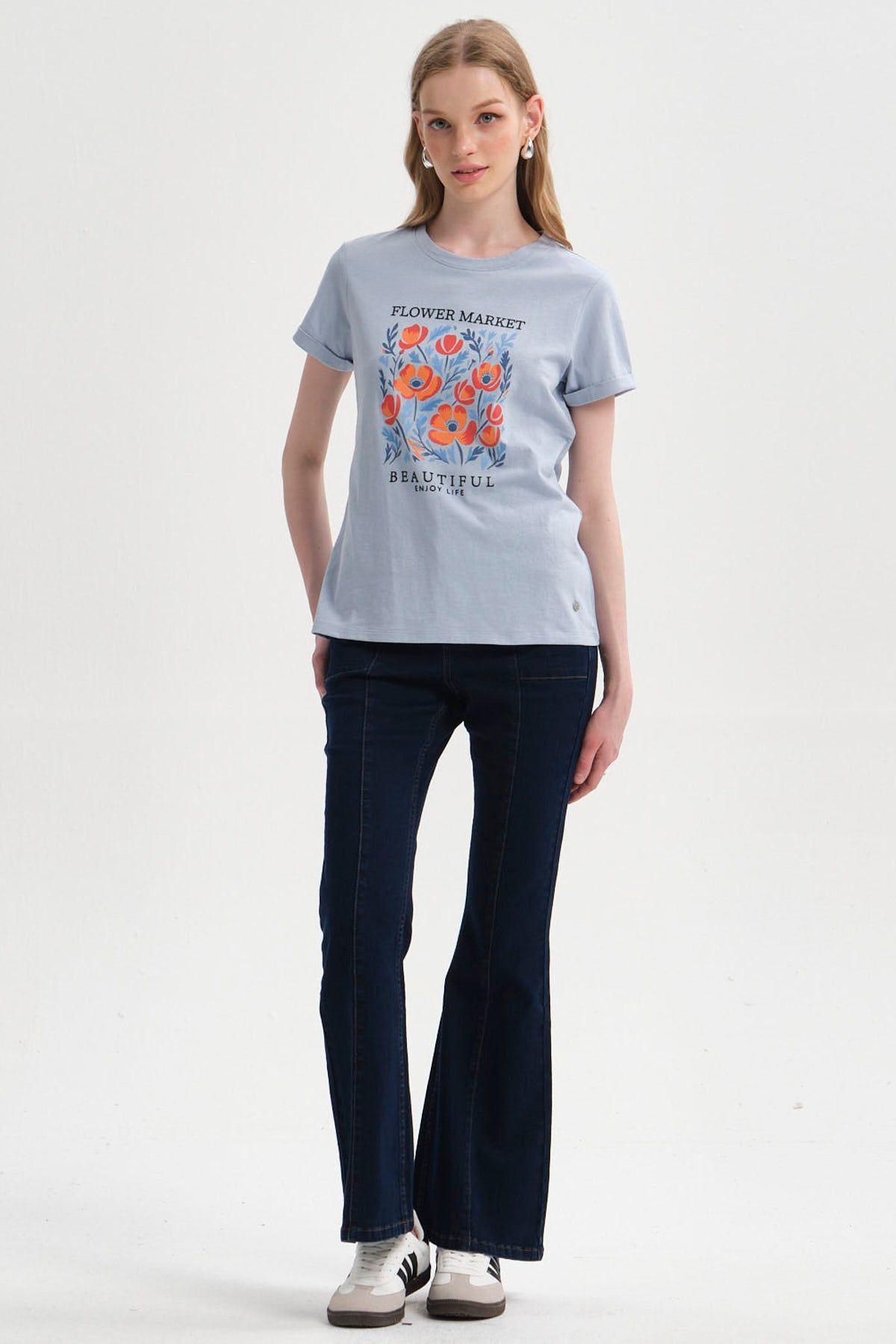 Polera Mujer Gráfica Roll Up Celeste-3