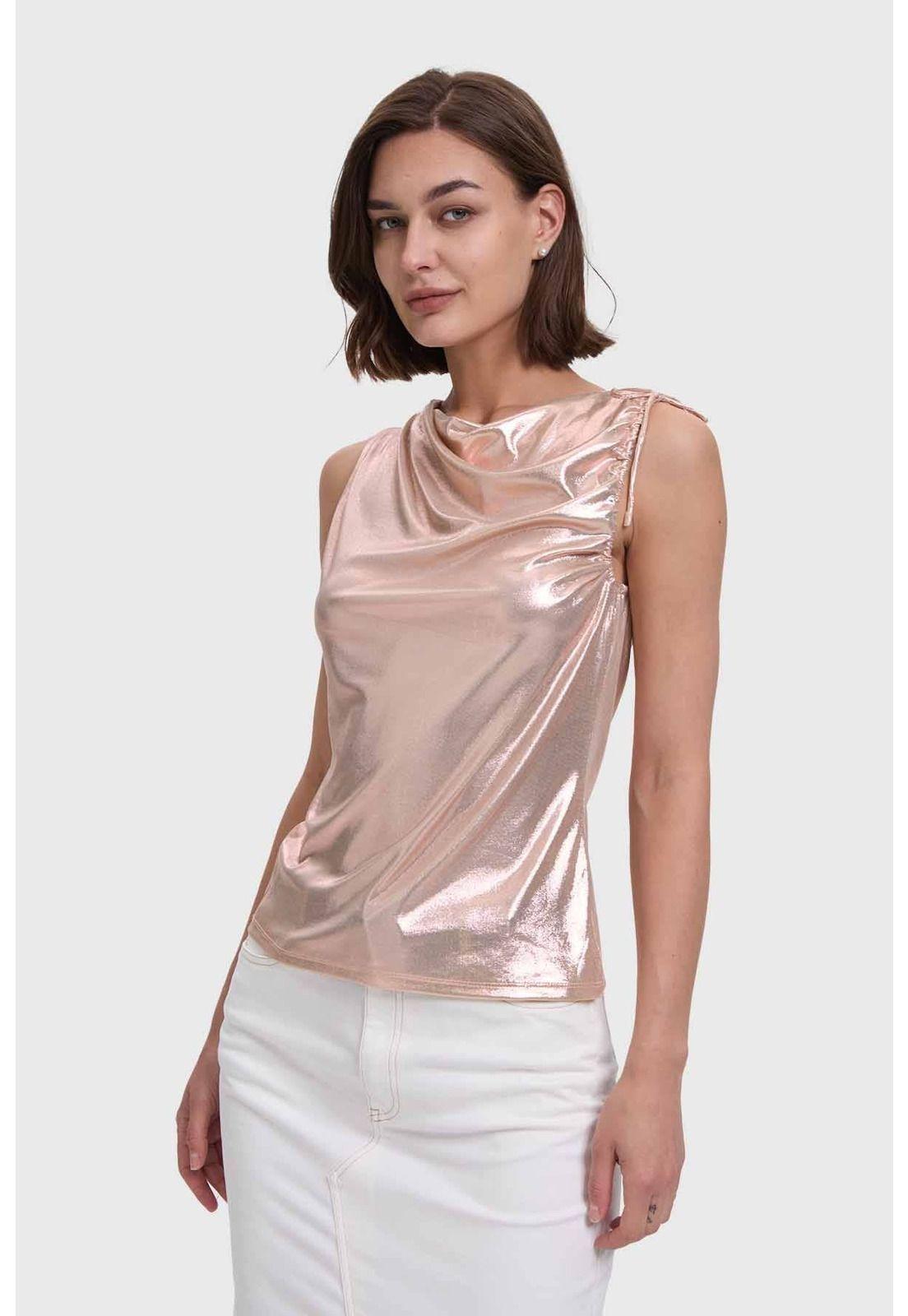 Polera Mujer Con Drapeado Brillante Dorado-1