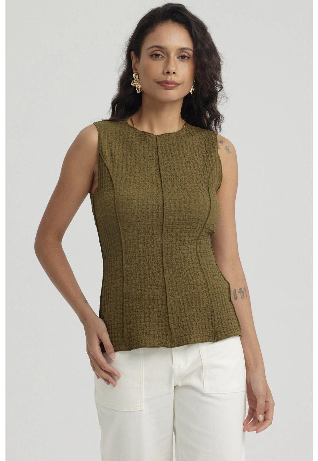 Polera Mujer Texturizada Verde Musgo-4