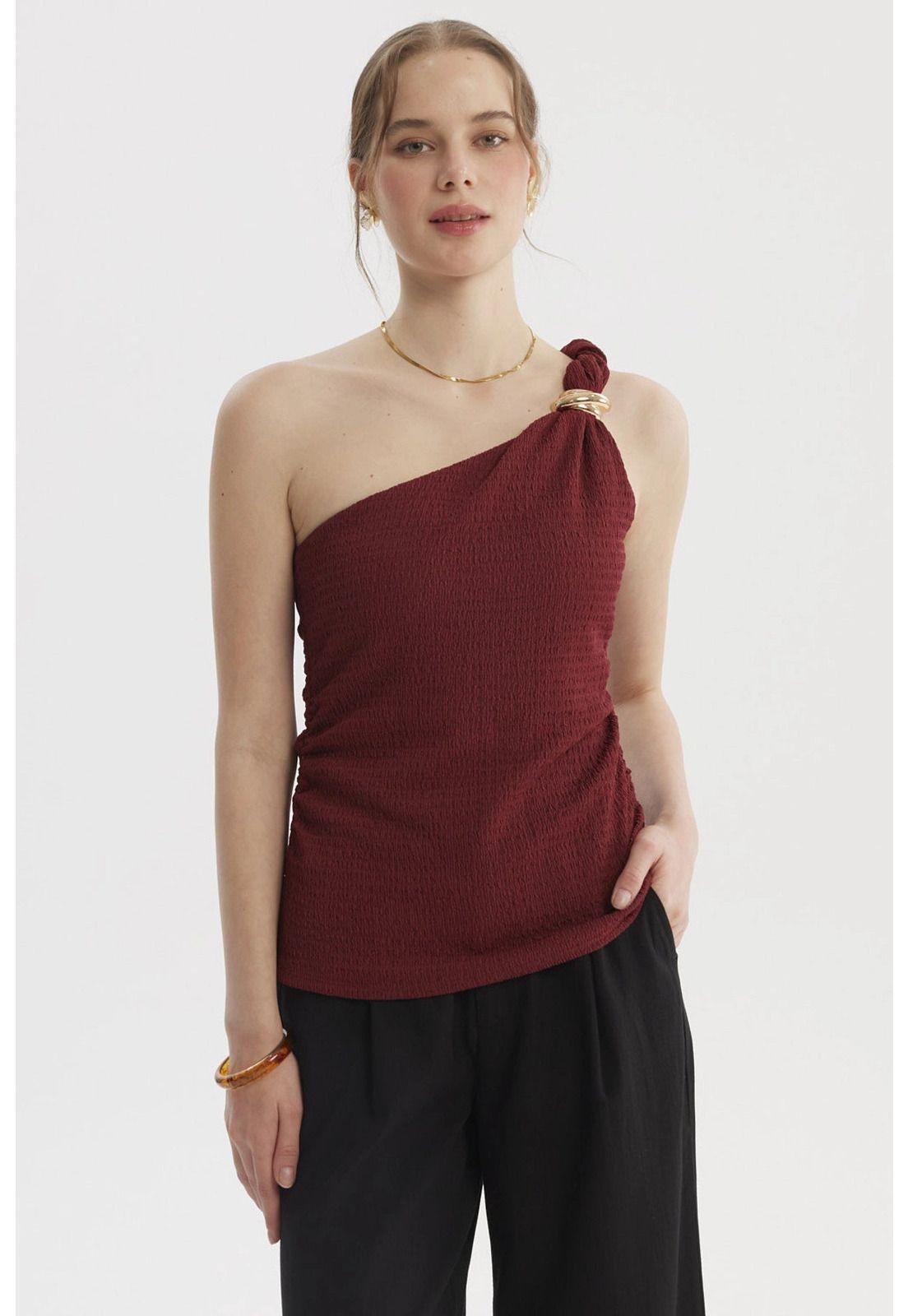 Polera Mujer Asimétrico Pabilo Trenzado Vino-0