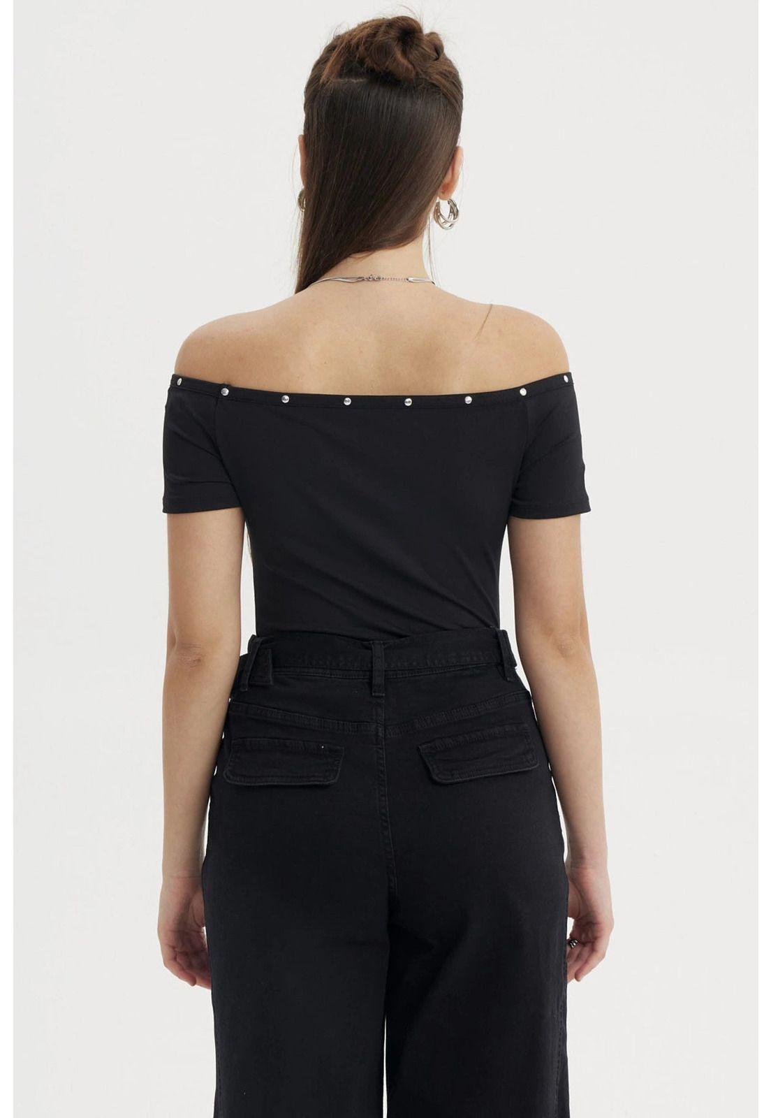 Polera Mujer Cuello Bardot Negro-2