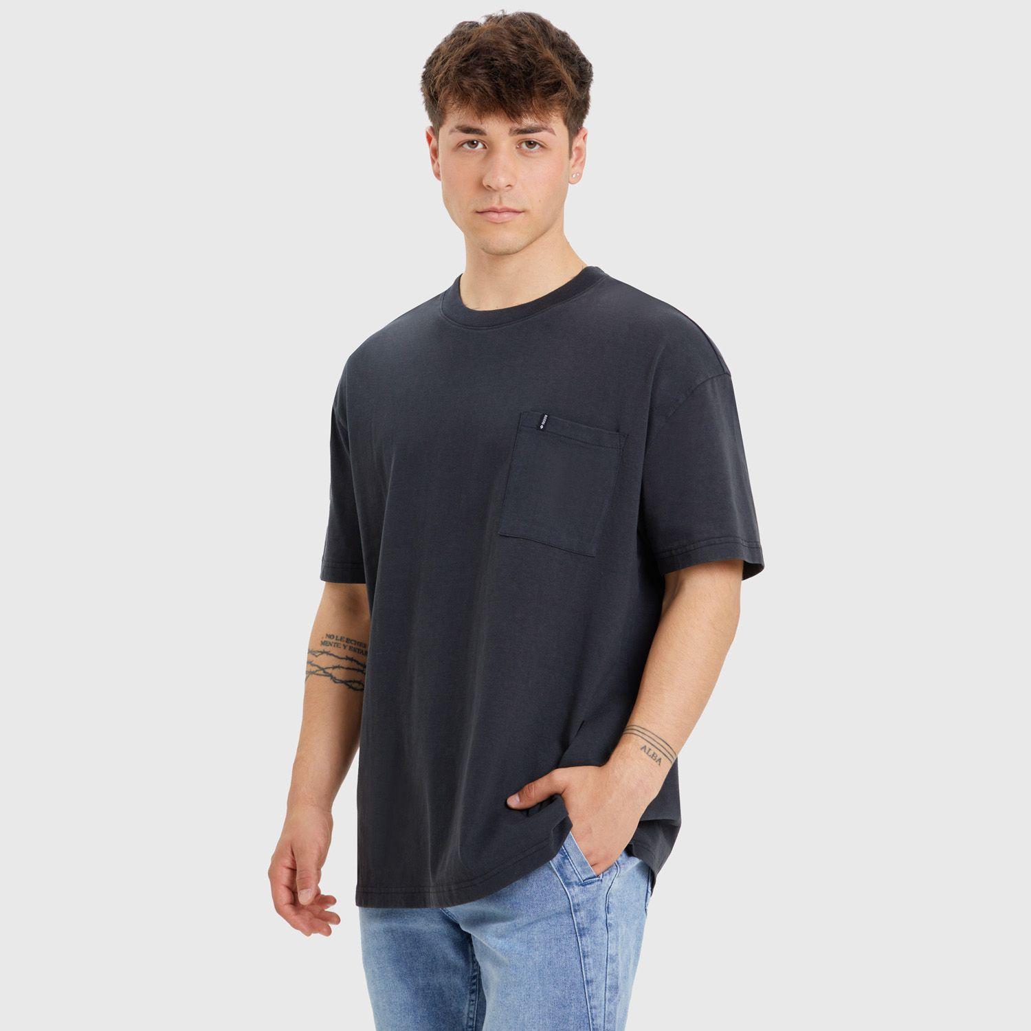 Polera Con Bolsillo Lisa Negro Hombre-1