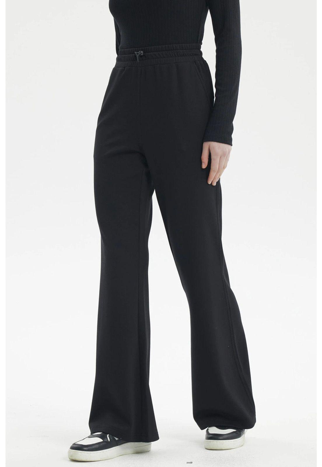 Pantalón Buzo Mujer Slim Negro-1