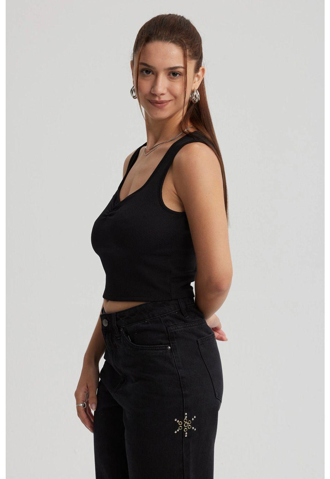 Polera Mujer Escote Corazón Negro-1